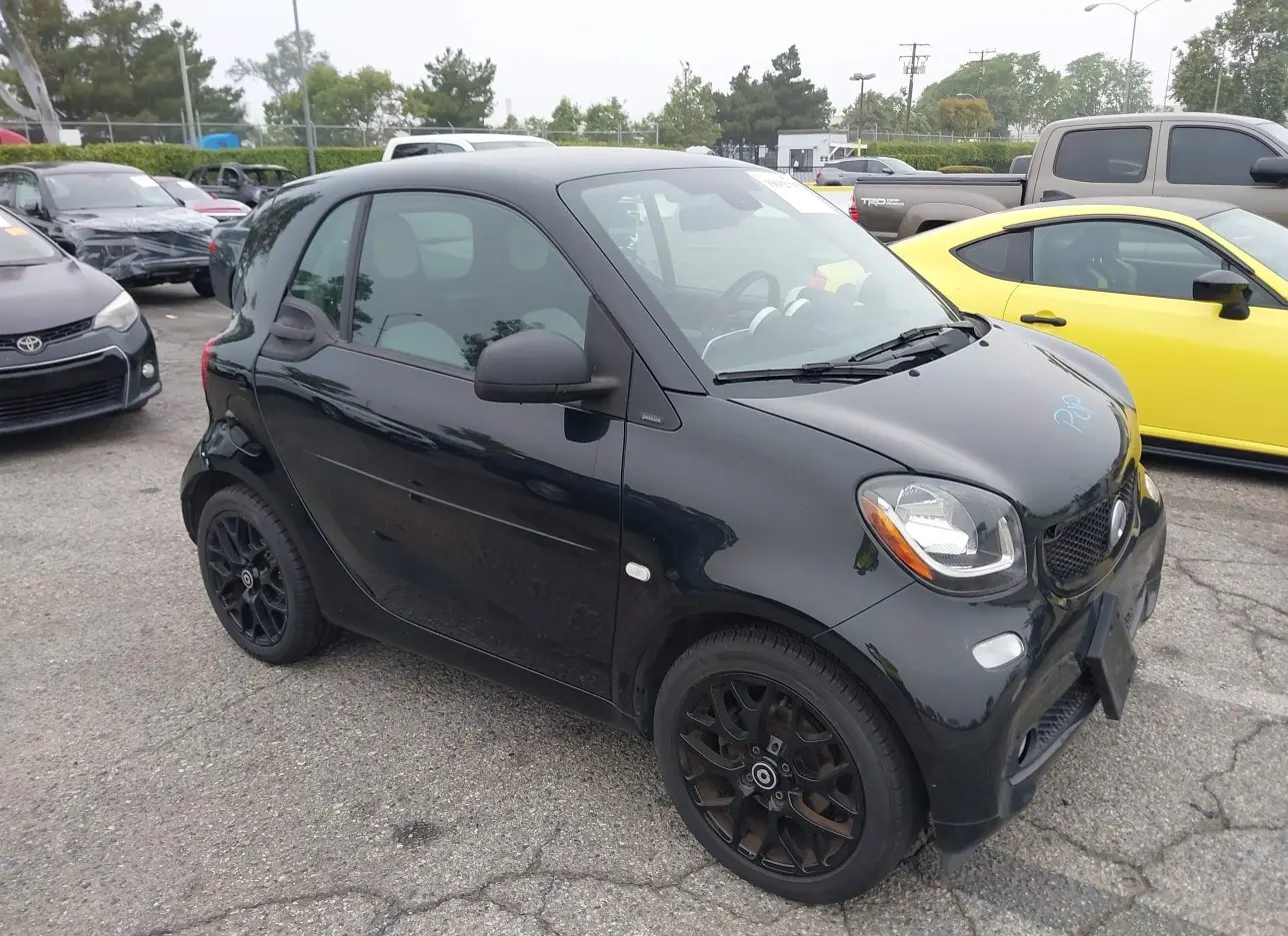 2017 SMART  - Image 1.