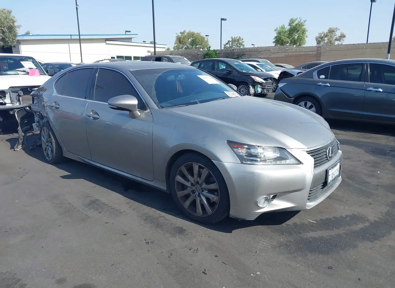 2015 LEXUS  - Image 1.