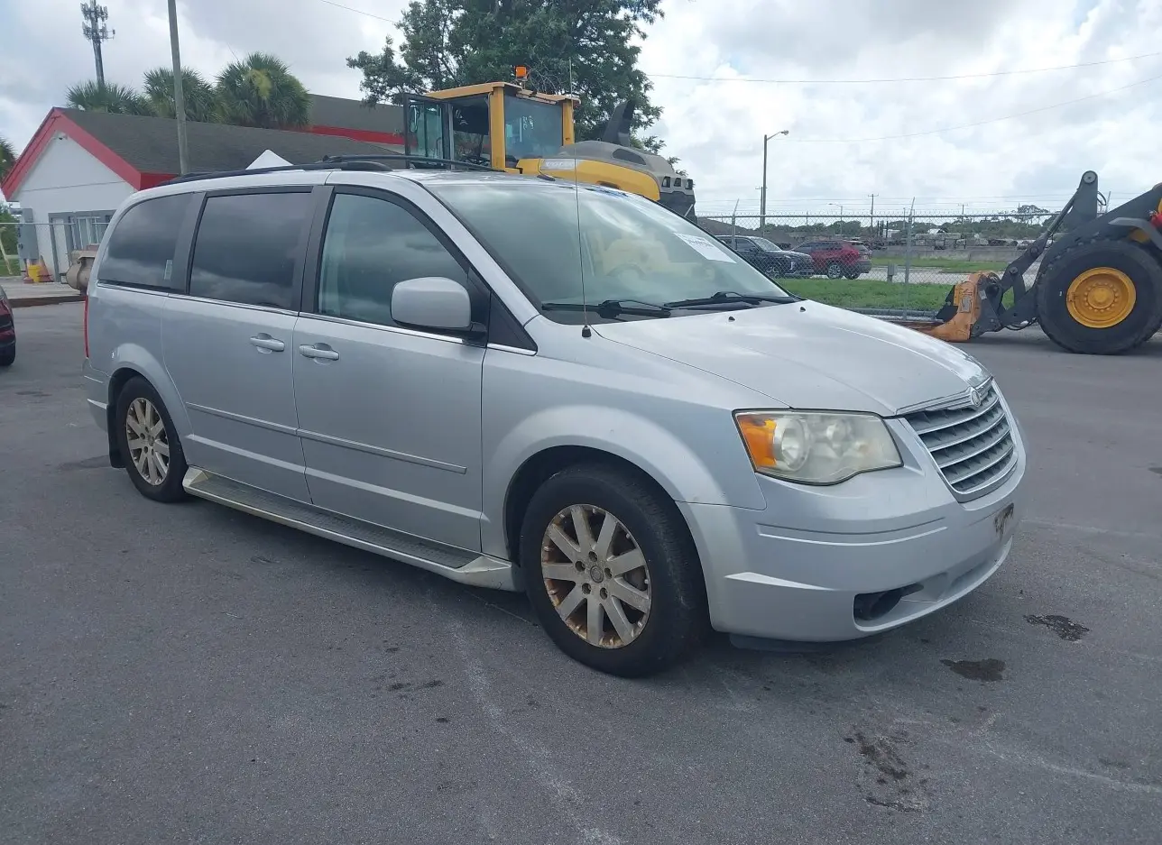 2008 CHRYSLER  - Image 1.