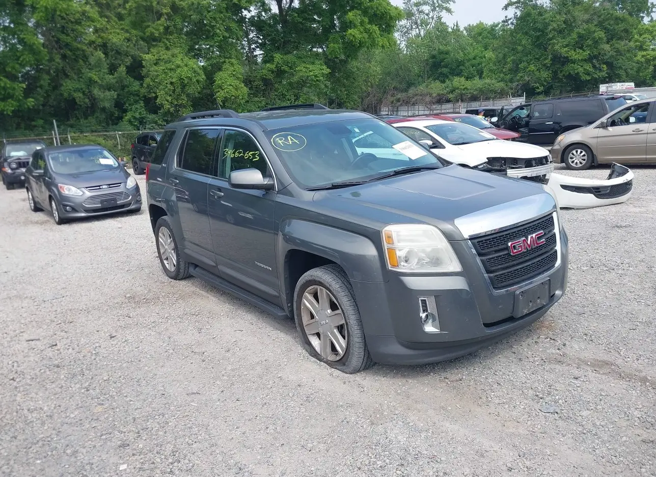 2012 GMC  - Image 1.