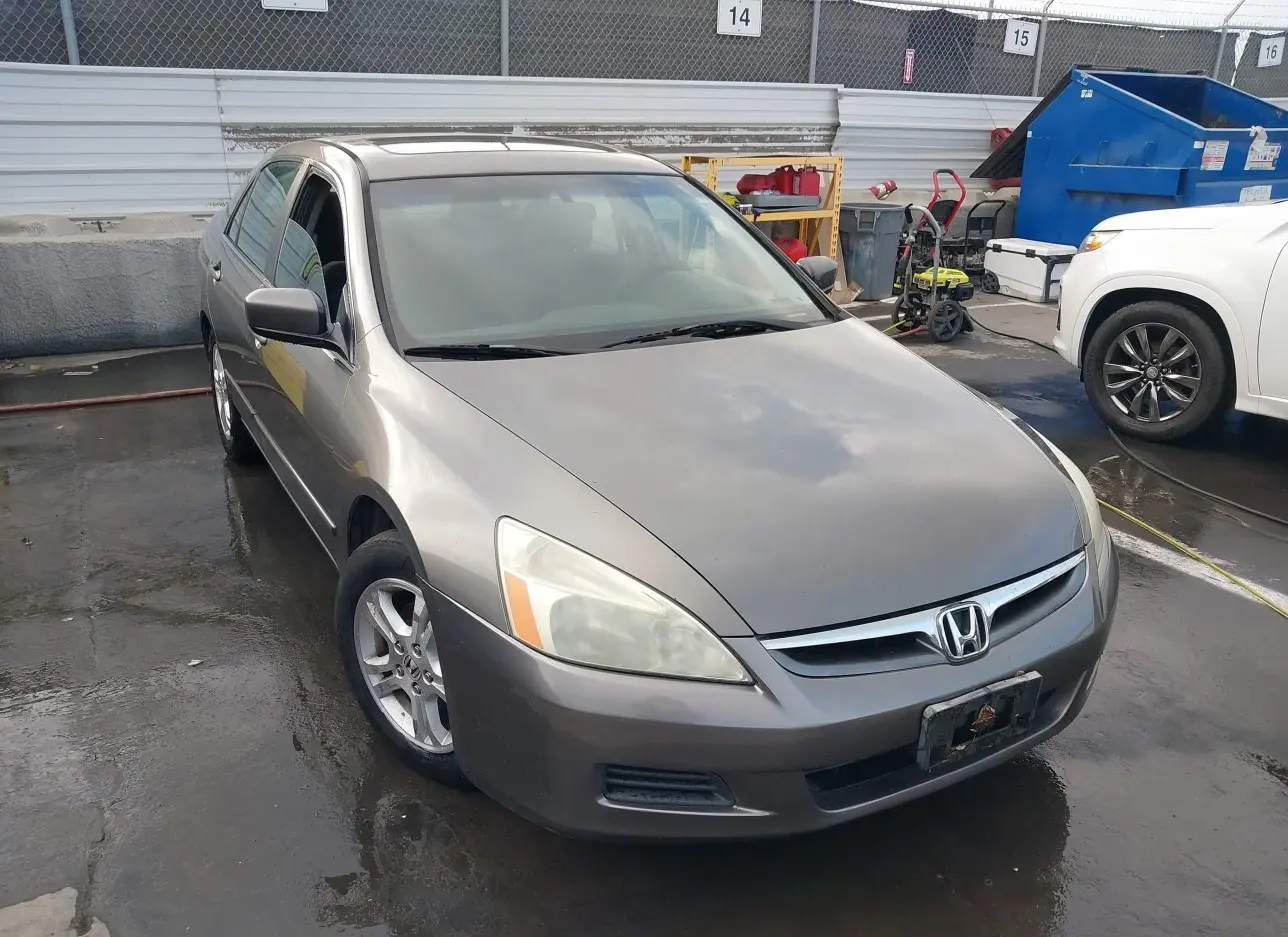 2006 HONDA  - Image 1.