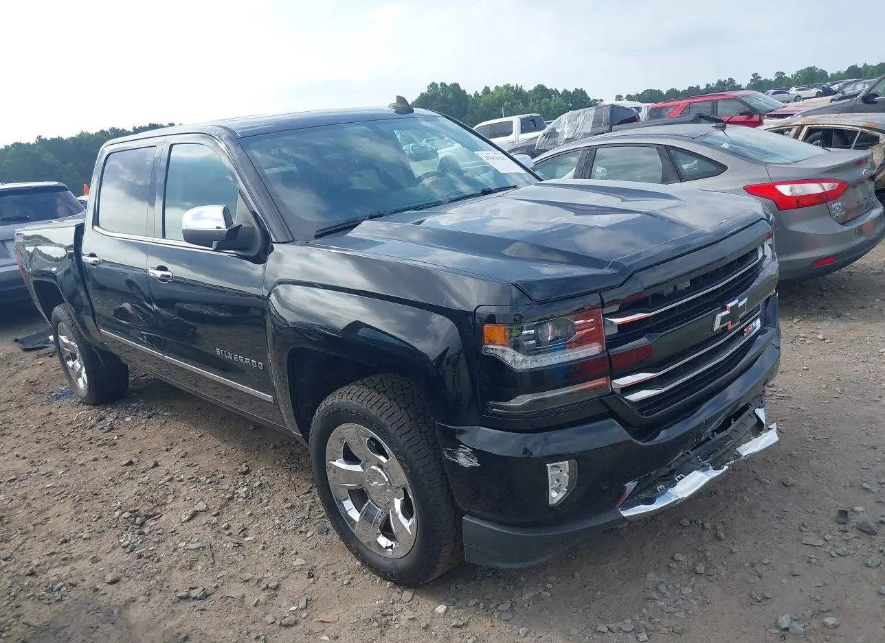 2017 CHEVROLET  - Image 1.