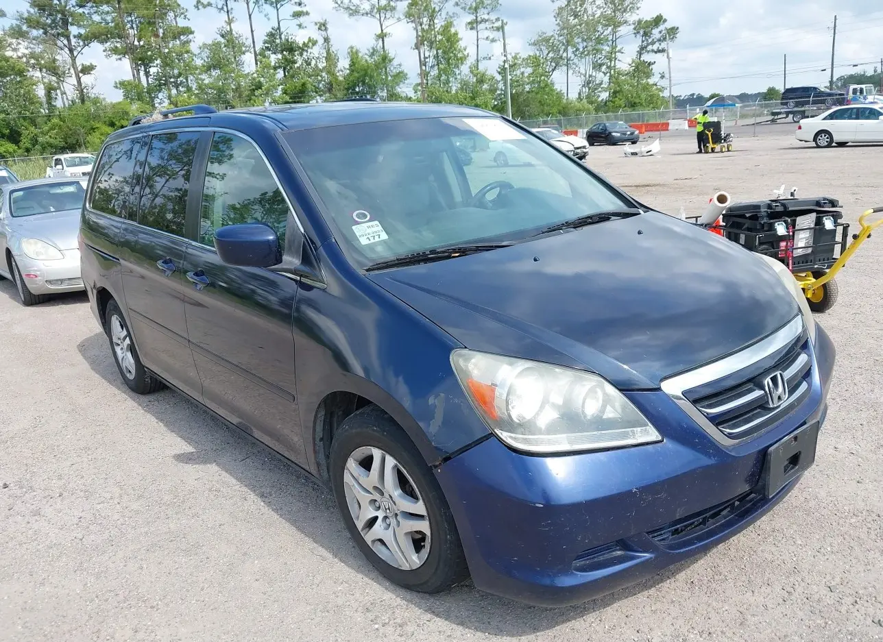 2005 HONDA  - Image 1.