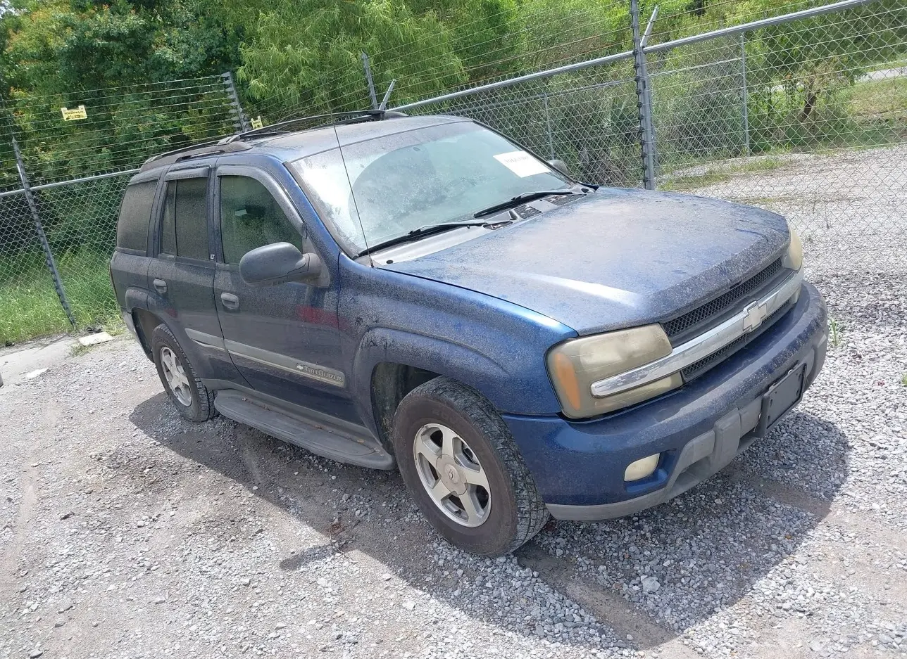 2002 CHEVROLET  - Image 1.