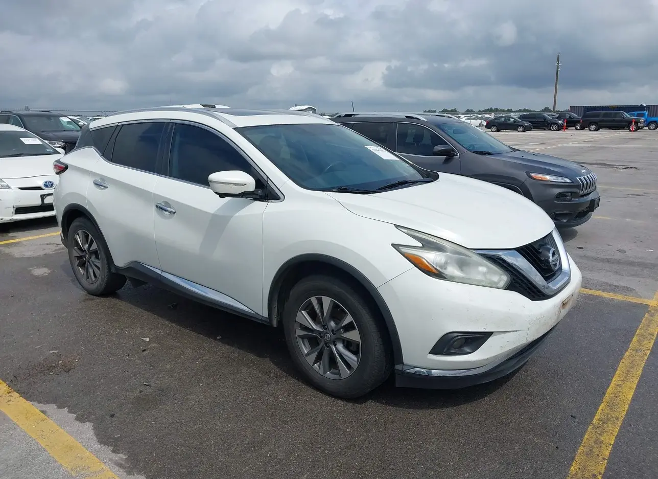 2015 NISSAN  - Image 1.