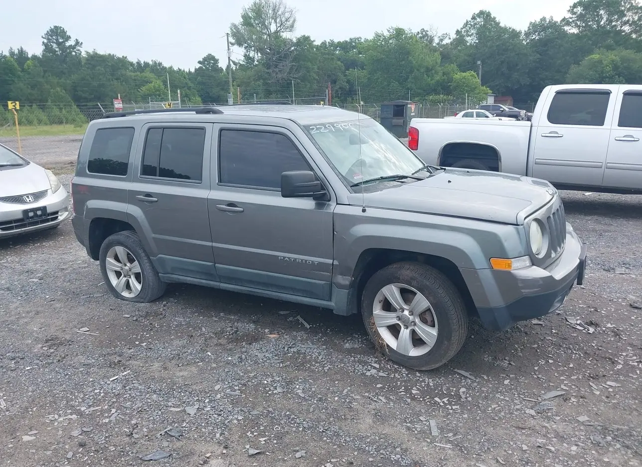 2011 JEEP  - Image 1.