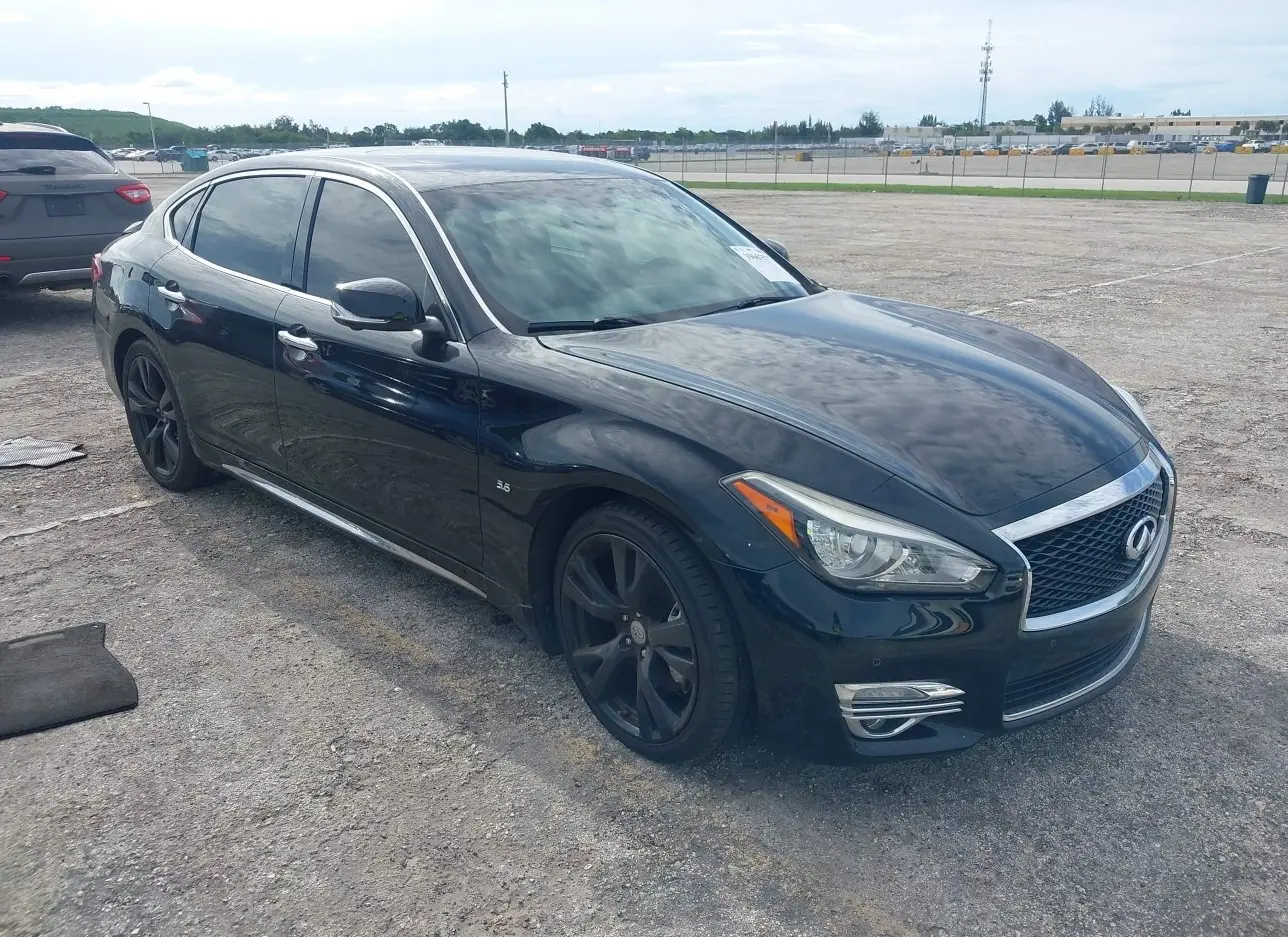 2015 INFINITI  - Image 1.