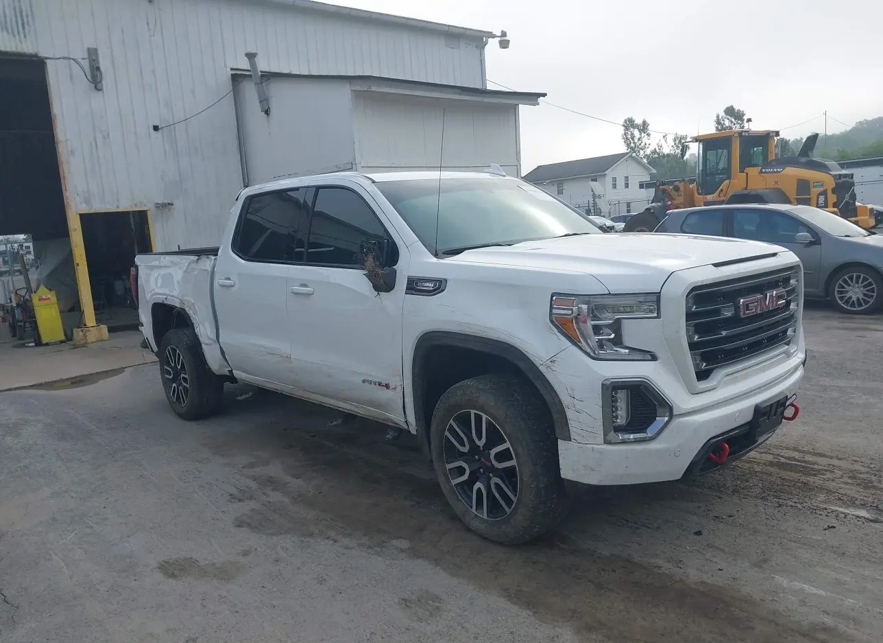 2022 GMC  - Image 1.