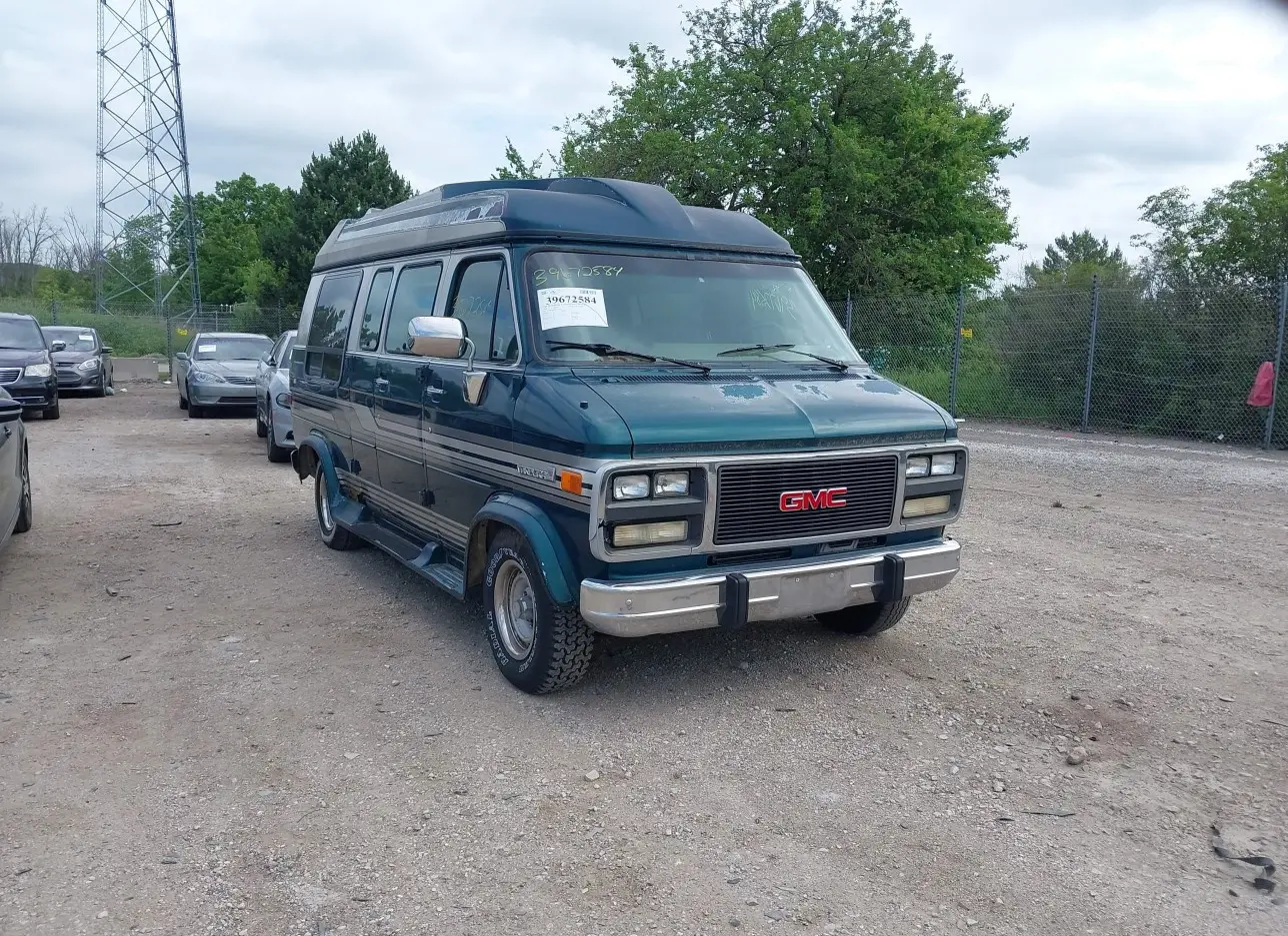 1995 GMC  - Image 1.