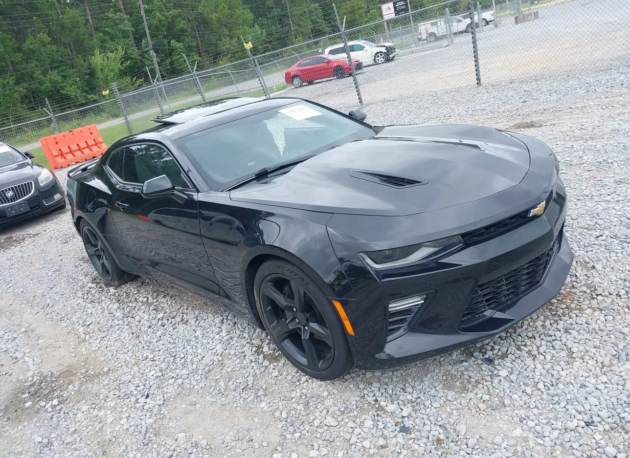 2017 CHEVROLET  - Image 1.