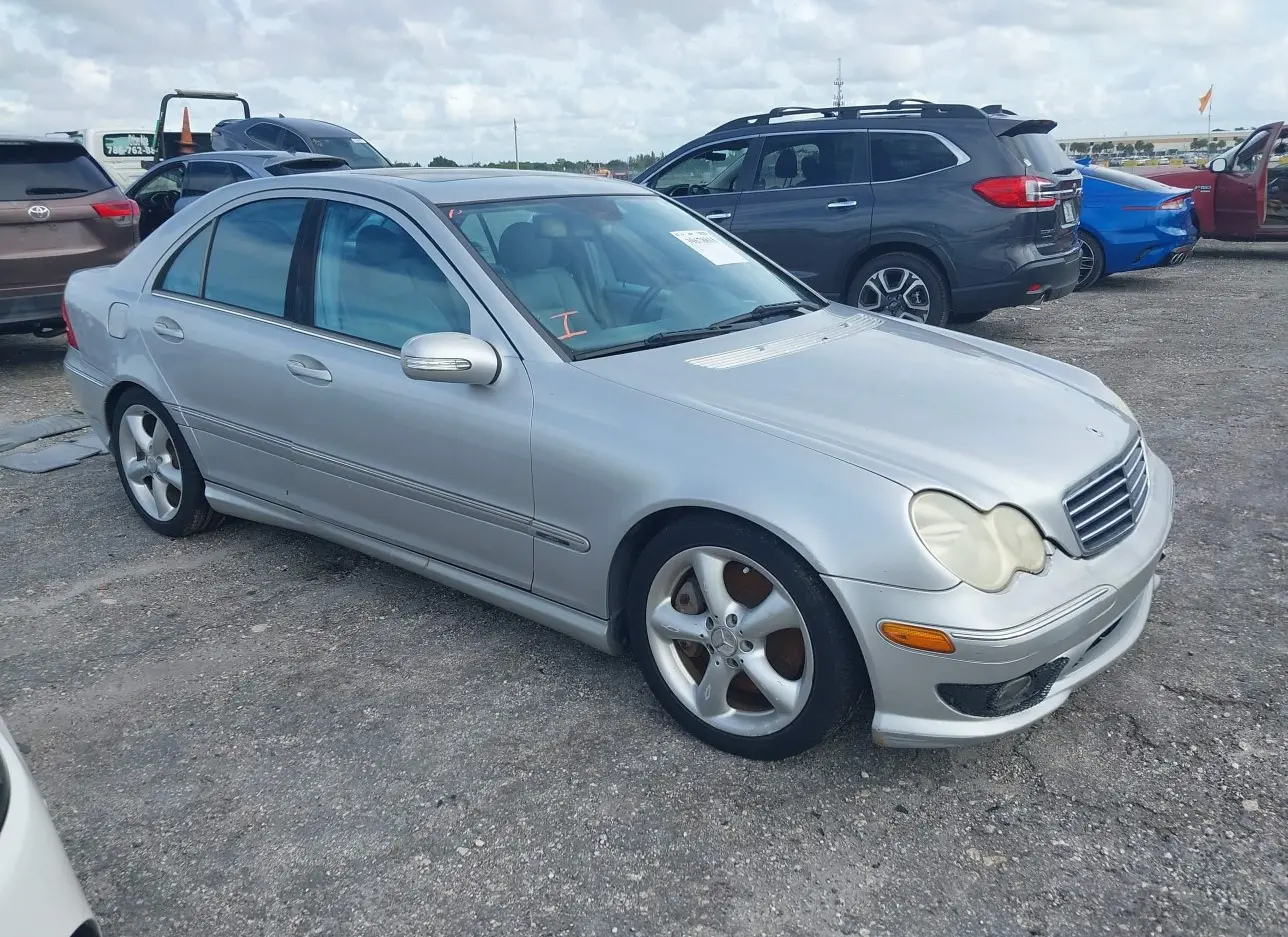 2005 MERCEDES-BENZ  - Image 1.