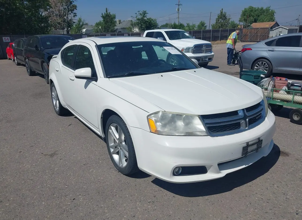 2011 DODGE  - Image 1.