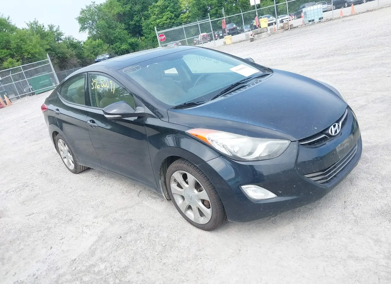 2013 HYUNDAI  - Image 1.