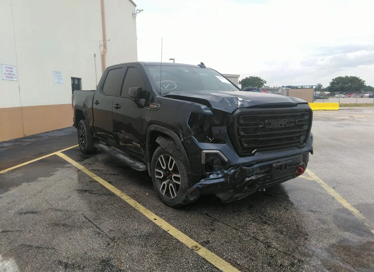 2019 GMC  - Image 1.