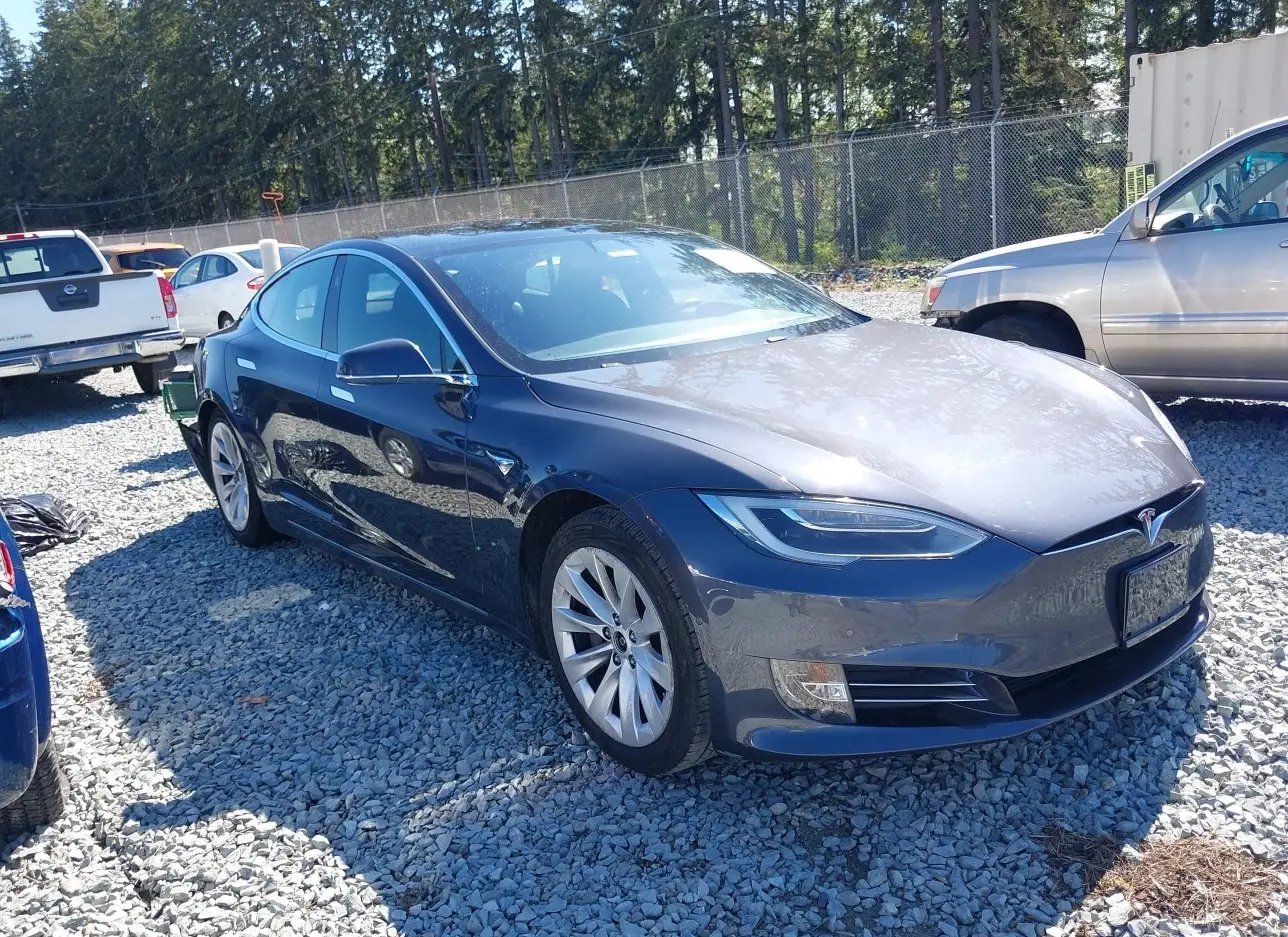 2018 TESLA  - Image 1.