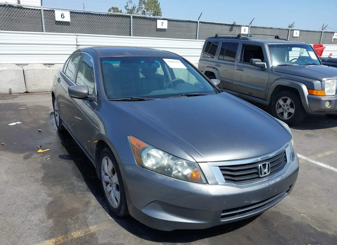 2008 HONDA  - Image 1.