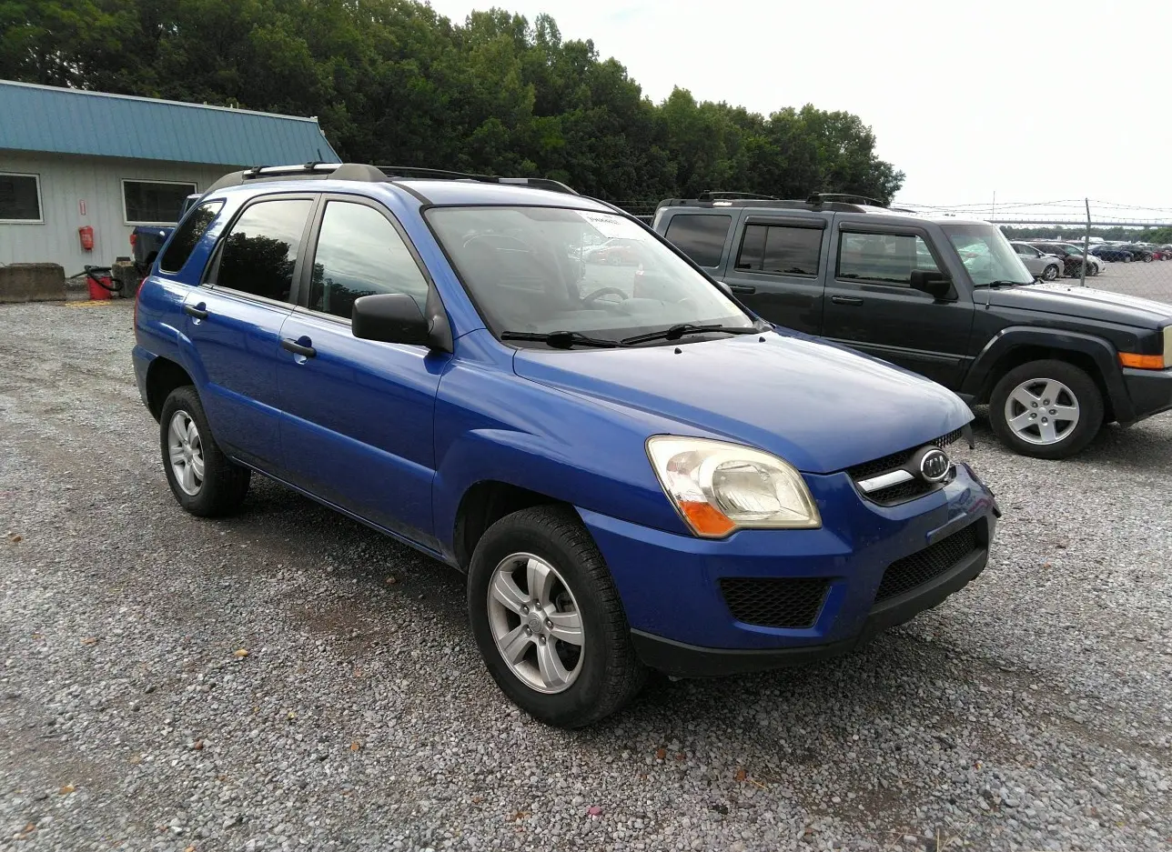 2010 KIA  - Image 1.