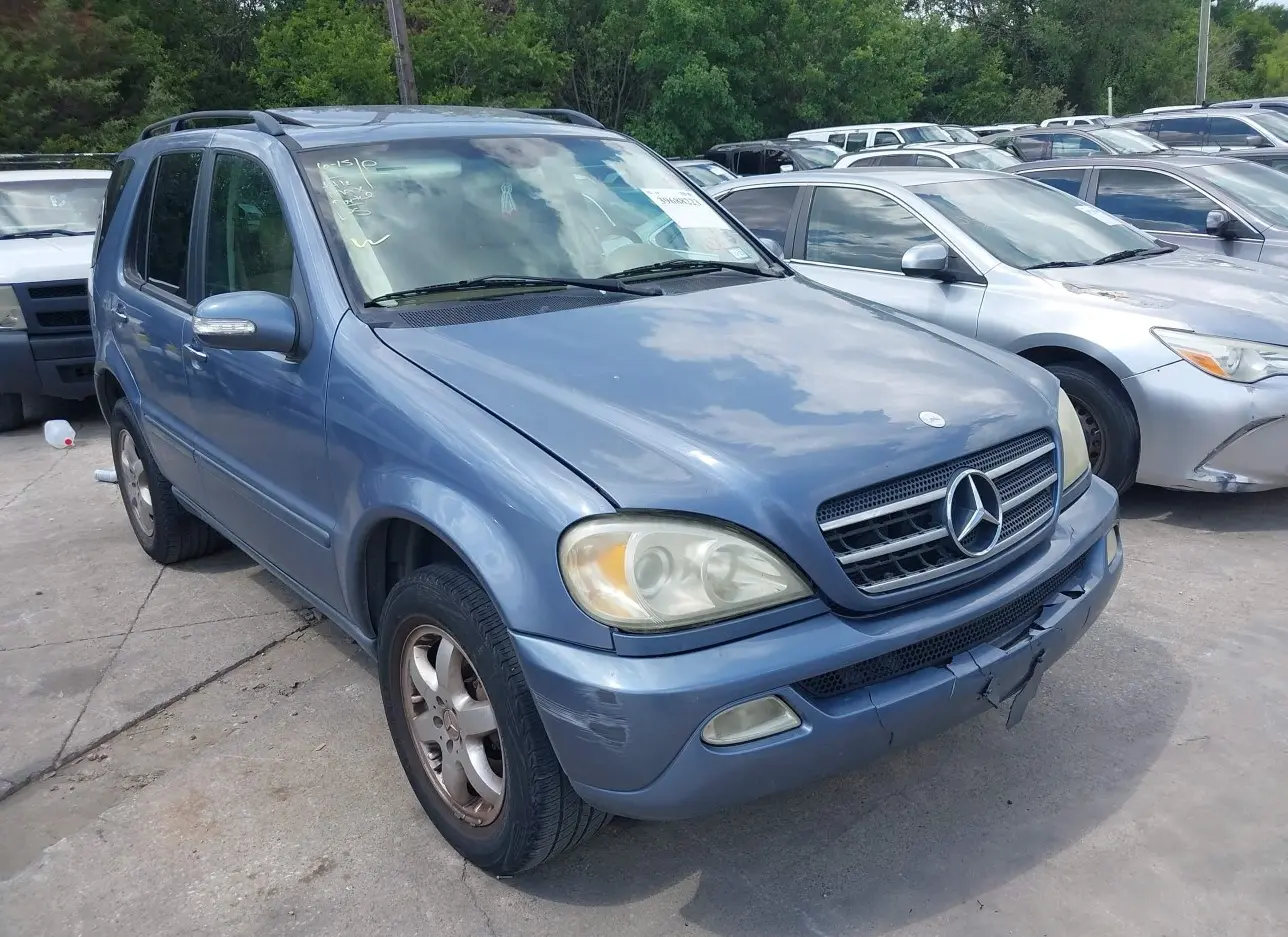 2005 MERCEDES-BENZ  - Image 1.