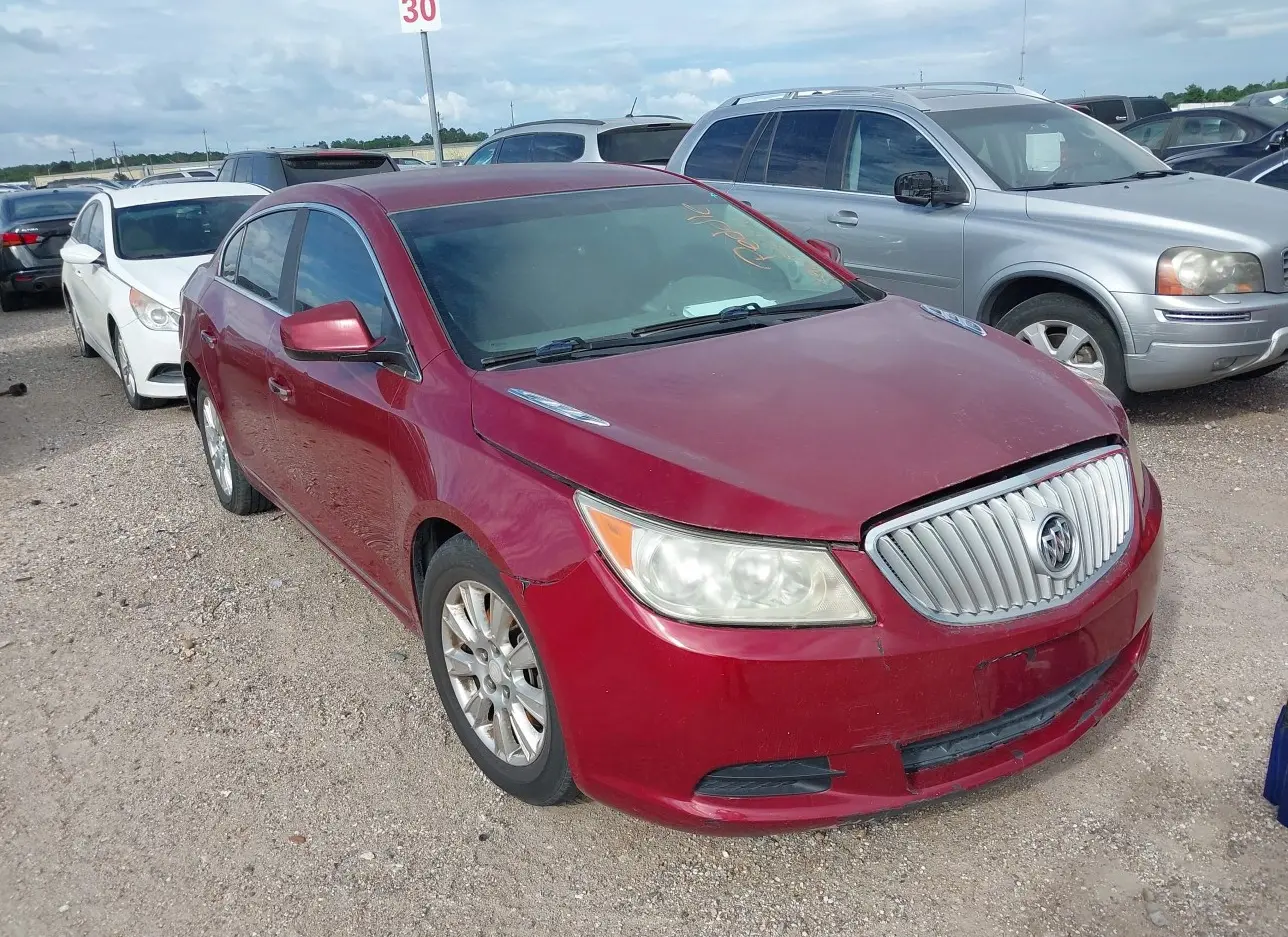 2011 BUICK  - Image 1.