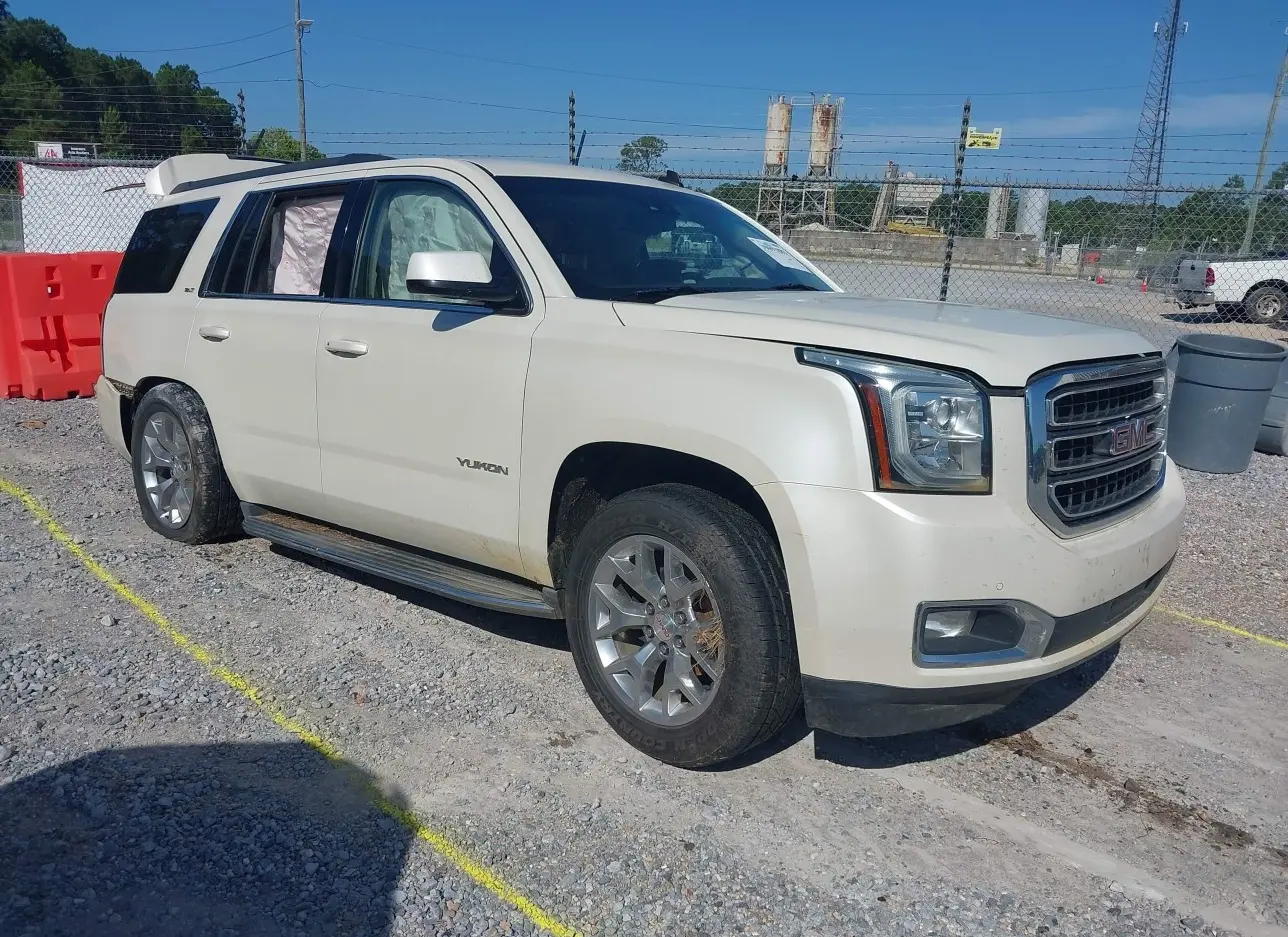 2015 GMC  - Image 1.