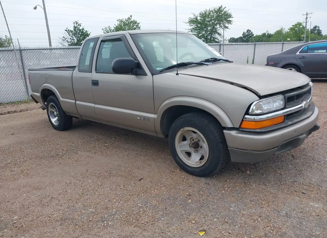 2000 CHEVROLET  - Image 1.