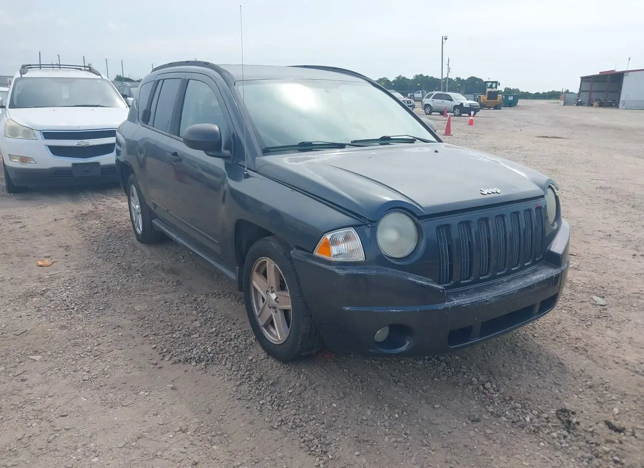 2008 JEEP  - Image 1.