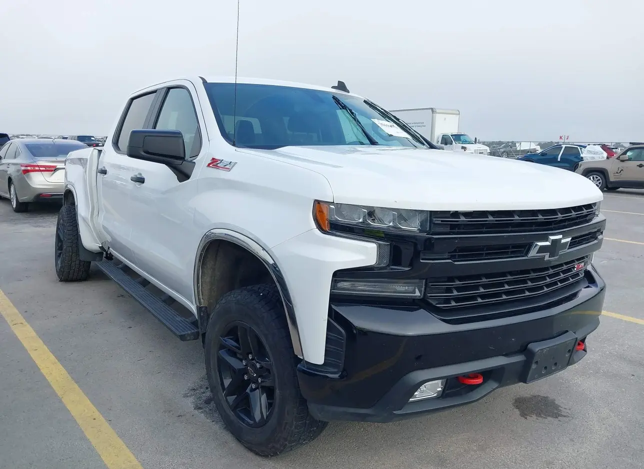 2020 CHEVROLET  - Image 1.