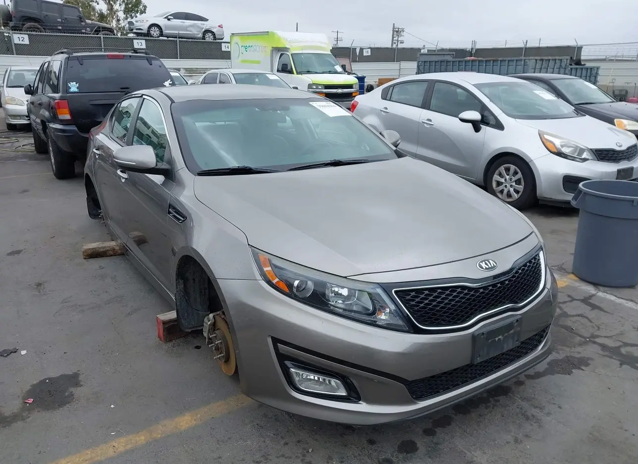 2015 KIA  - Image 1.