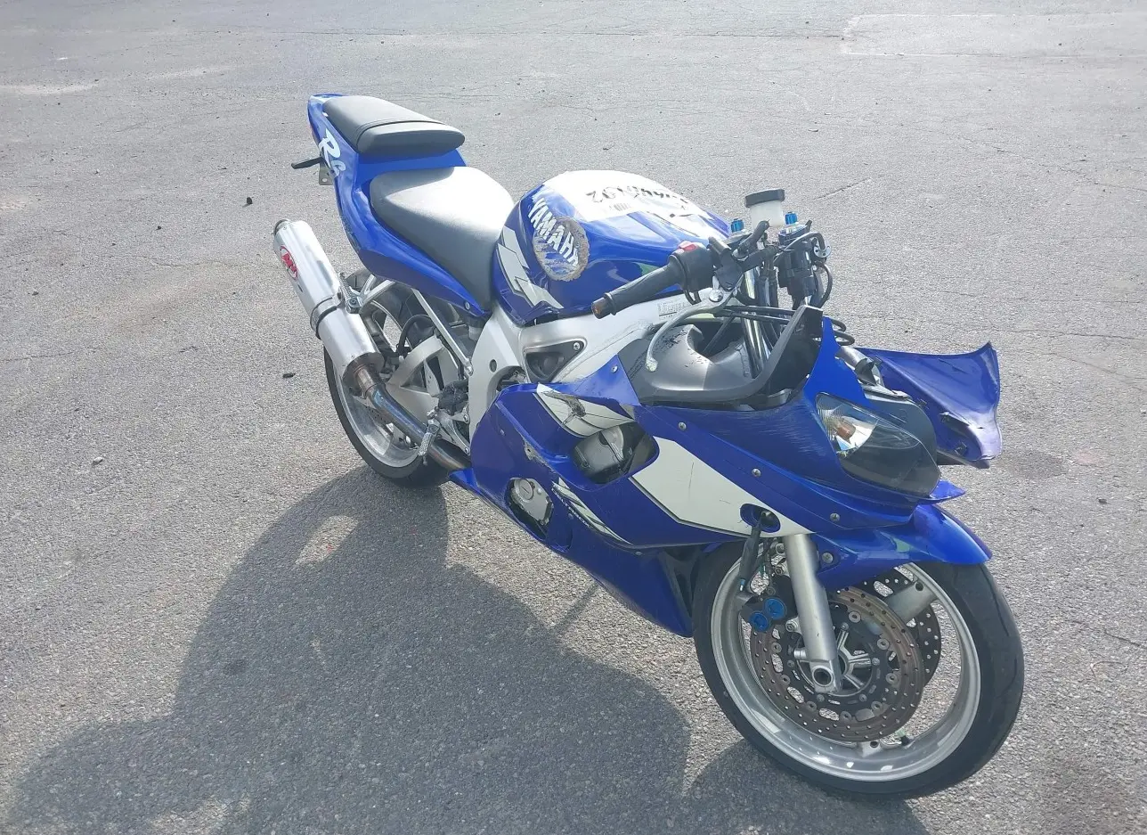 1999 YAMAHA  - Image 1.