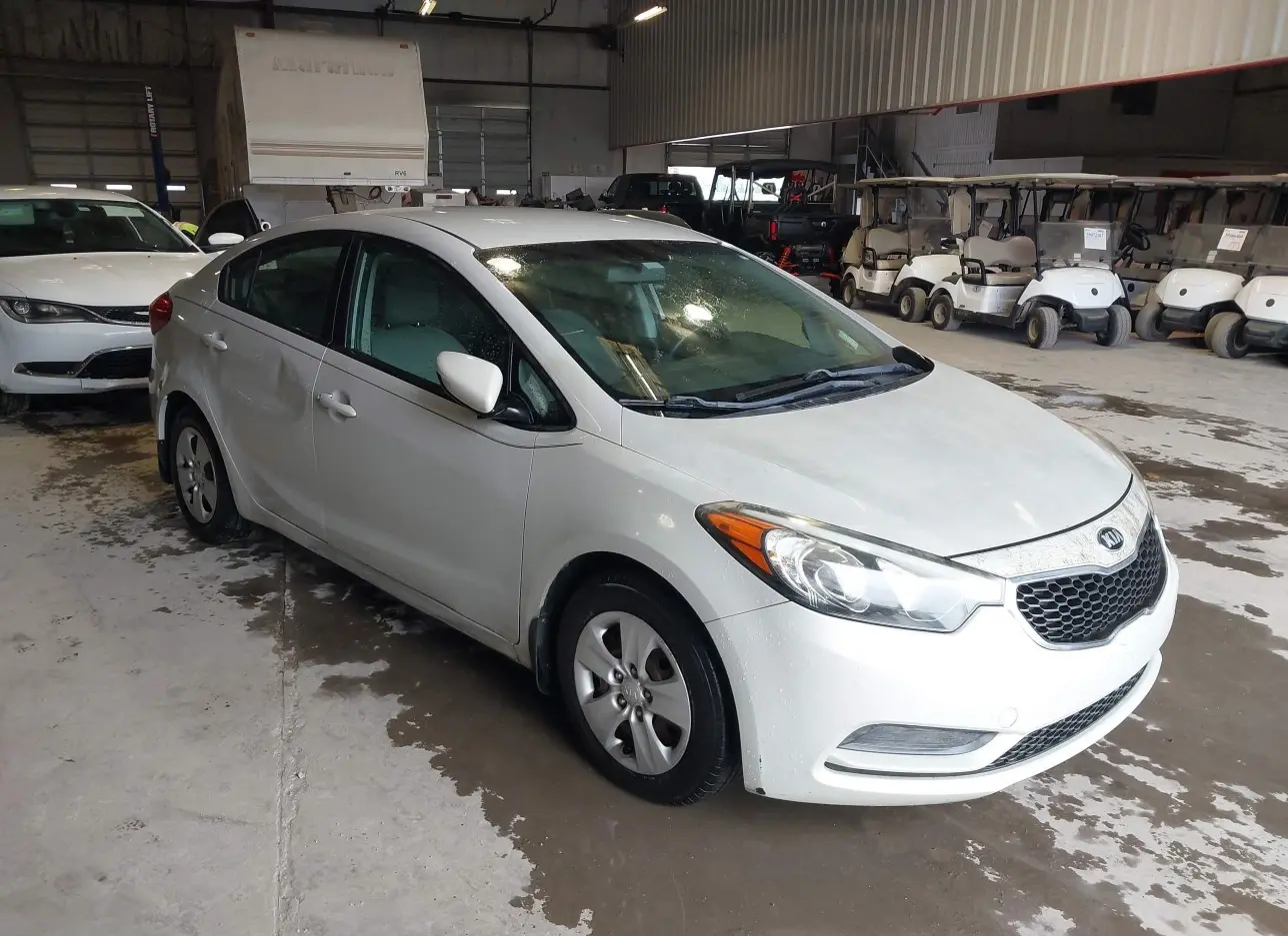 2015 KIA  - Image 1.