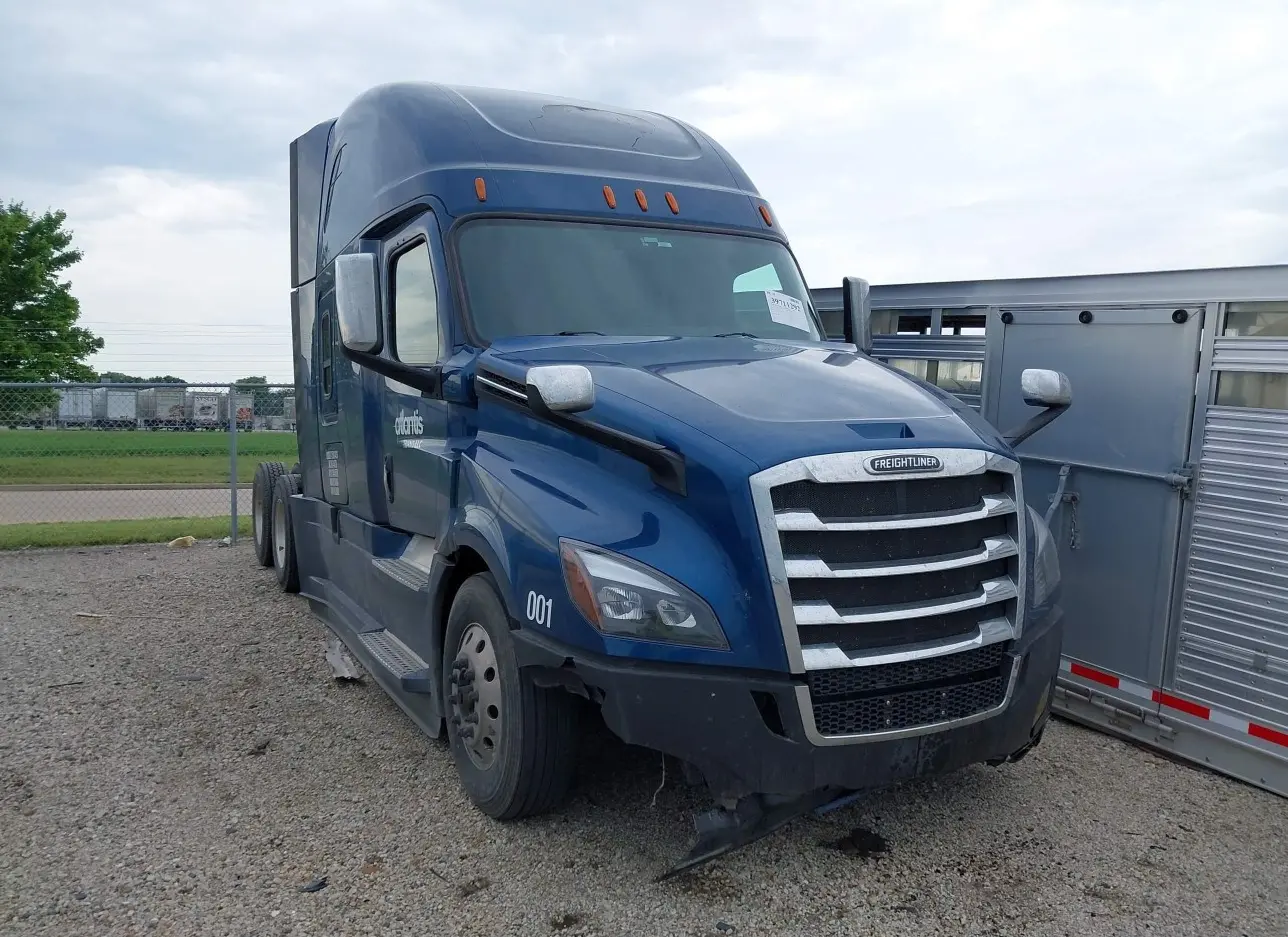 2019 FREIGHTLINER  - Image 1.