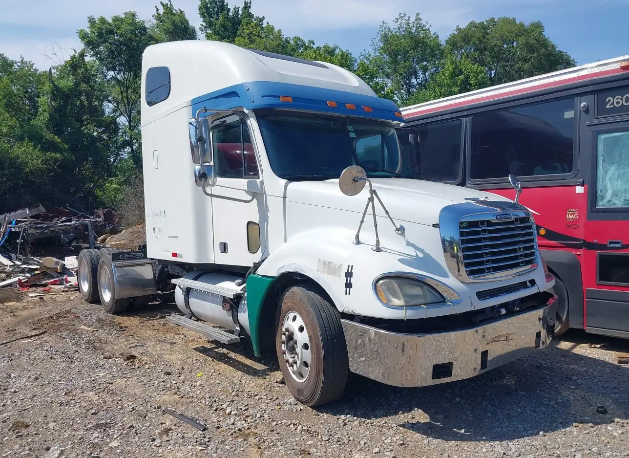 2006 FREIGHTLINER  - Image 1.