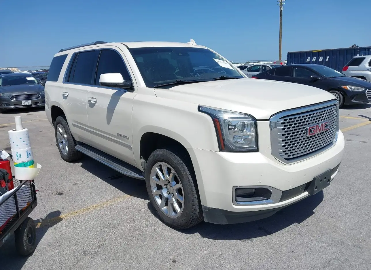 2015 GMC  - Image 1.