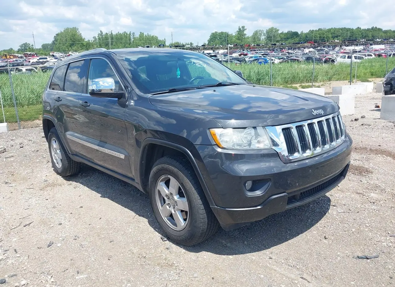 2011 JEEP  - Image 1.