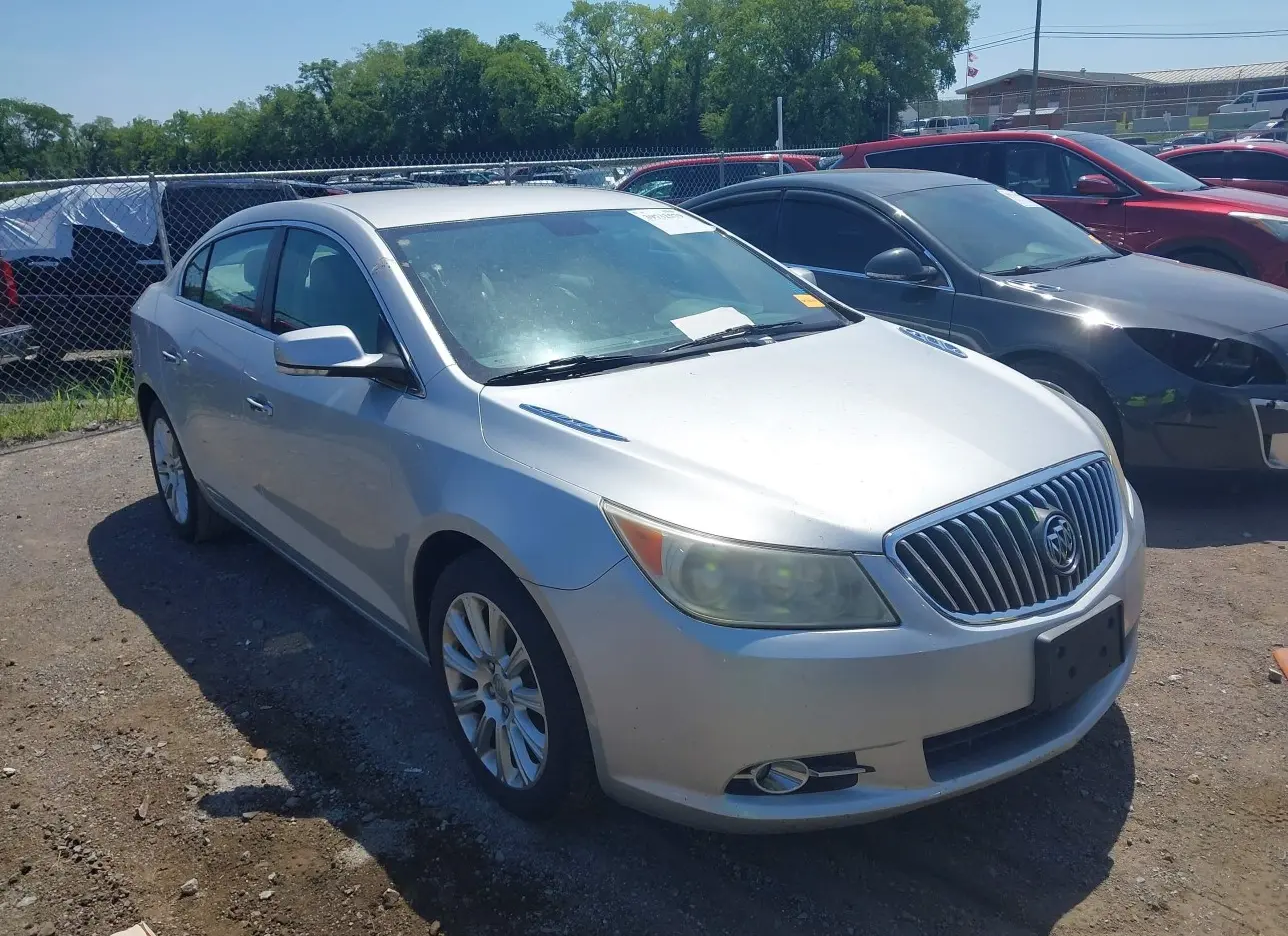 2013 BUICK  - Image 1.