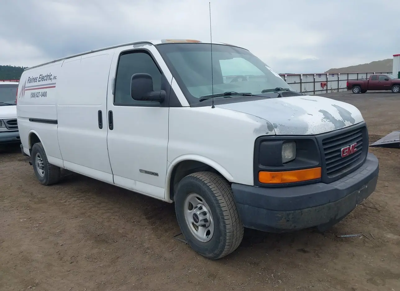 2005 GMC  - Image 1.