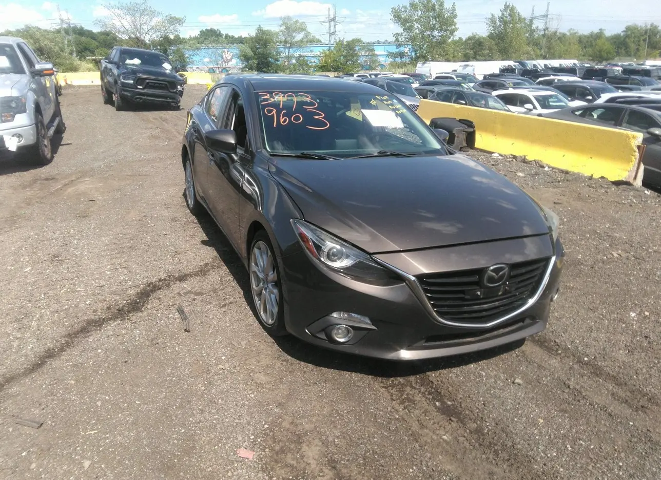 2016 MAZDA  - Image 1.