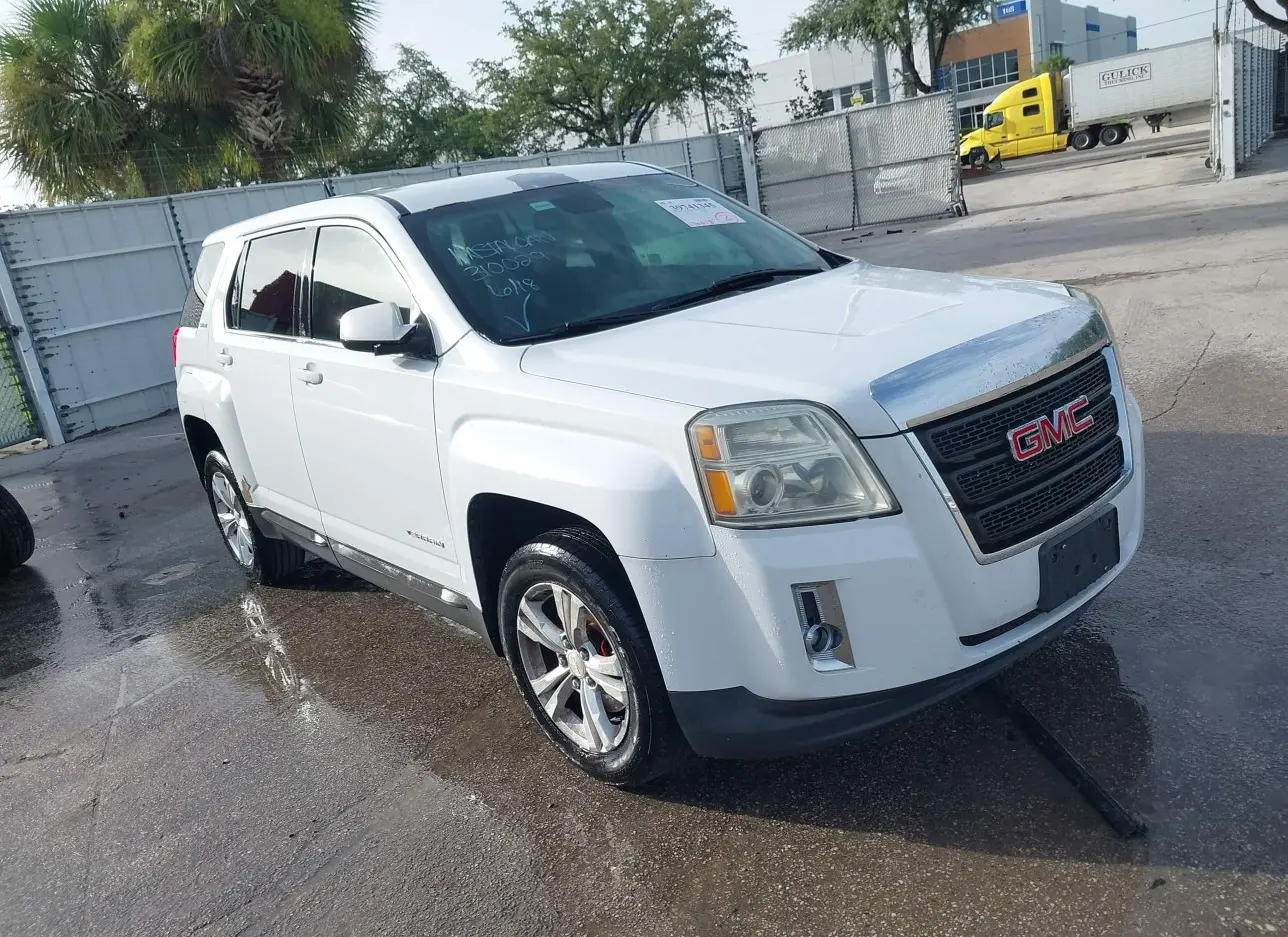 2012 GMC  - Image 1.