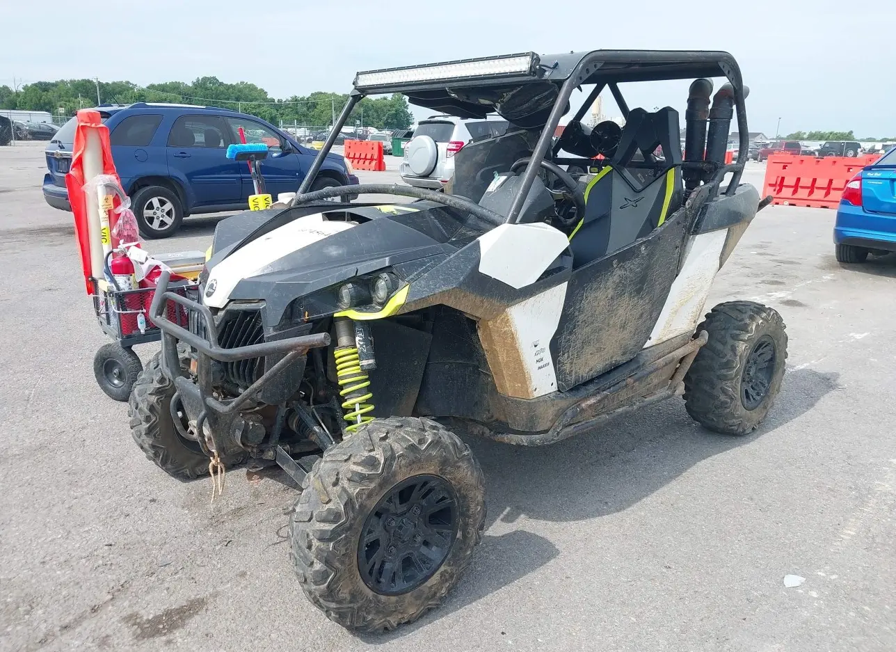 2016 CAN-AM  - Image 1.