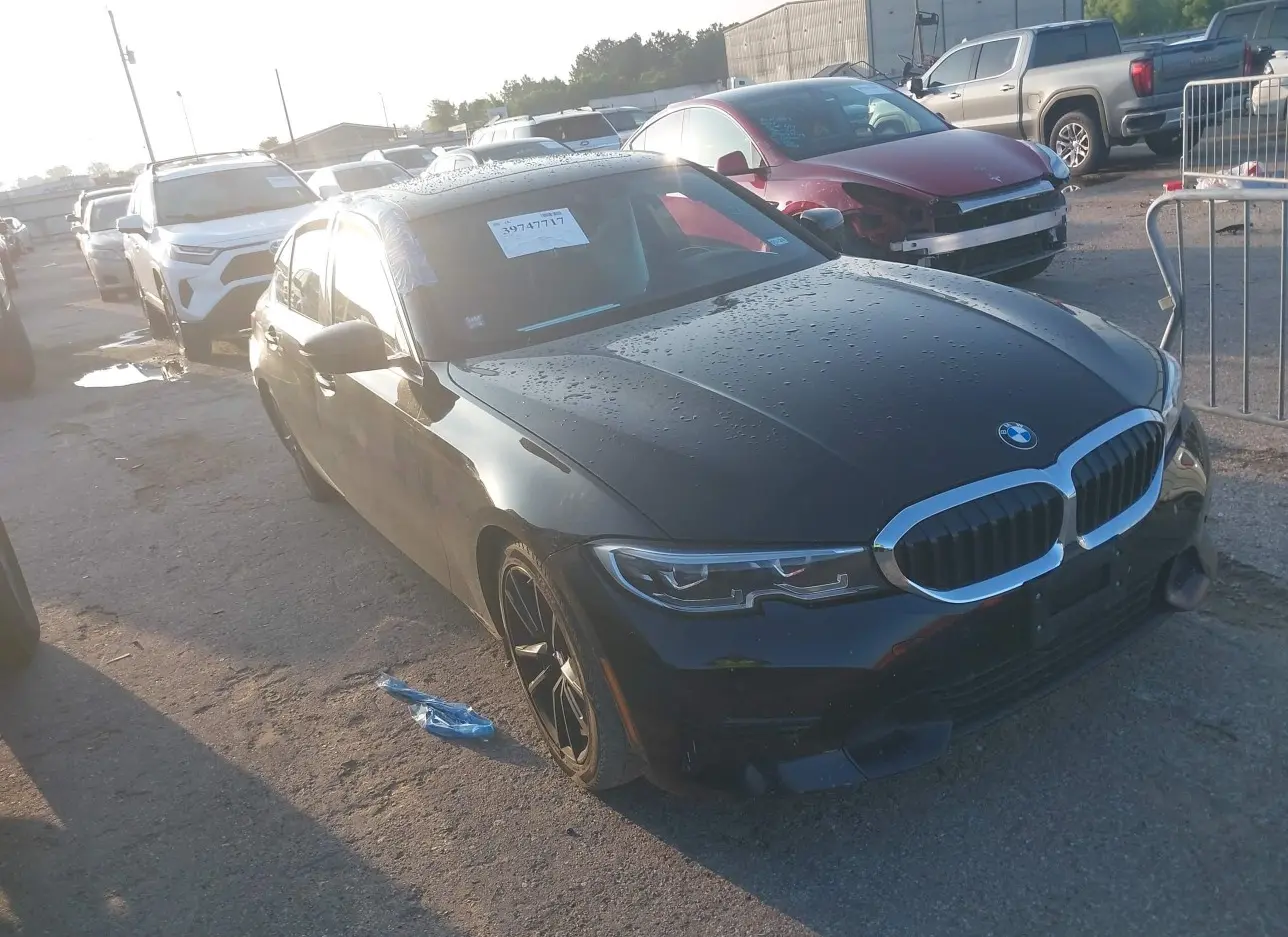 2019 BMW  - Image 1.