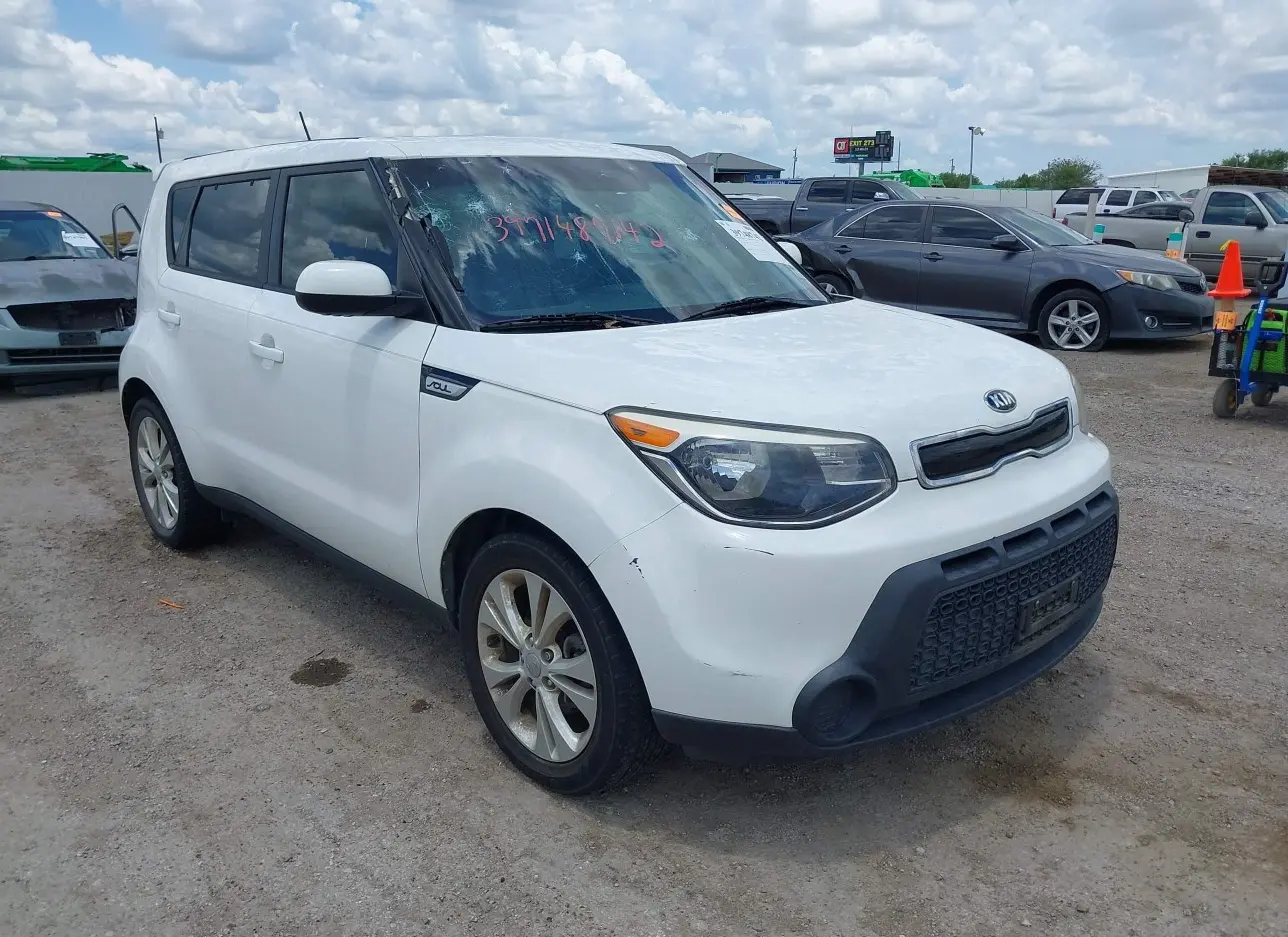 2015 KIA  - Image 1.