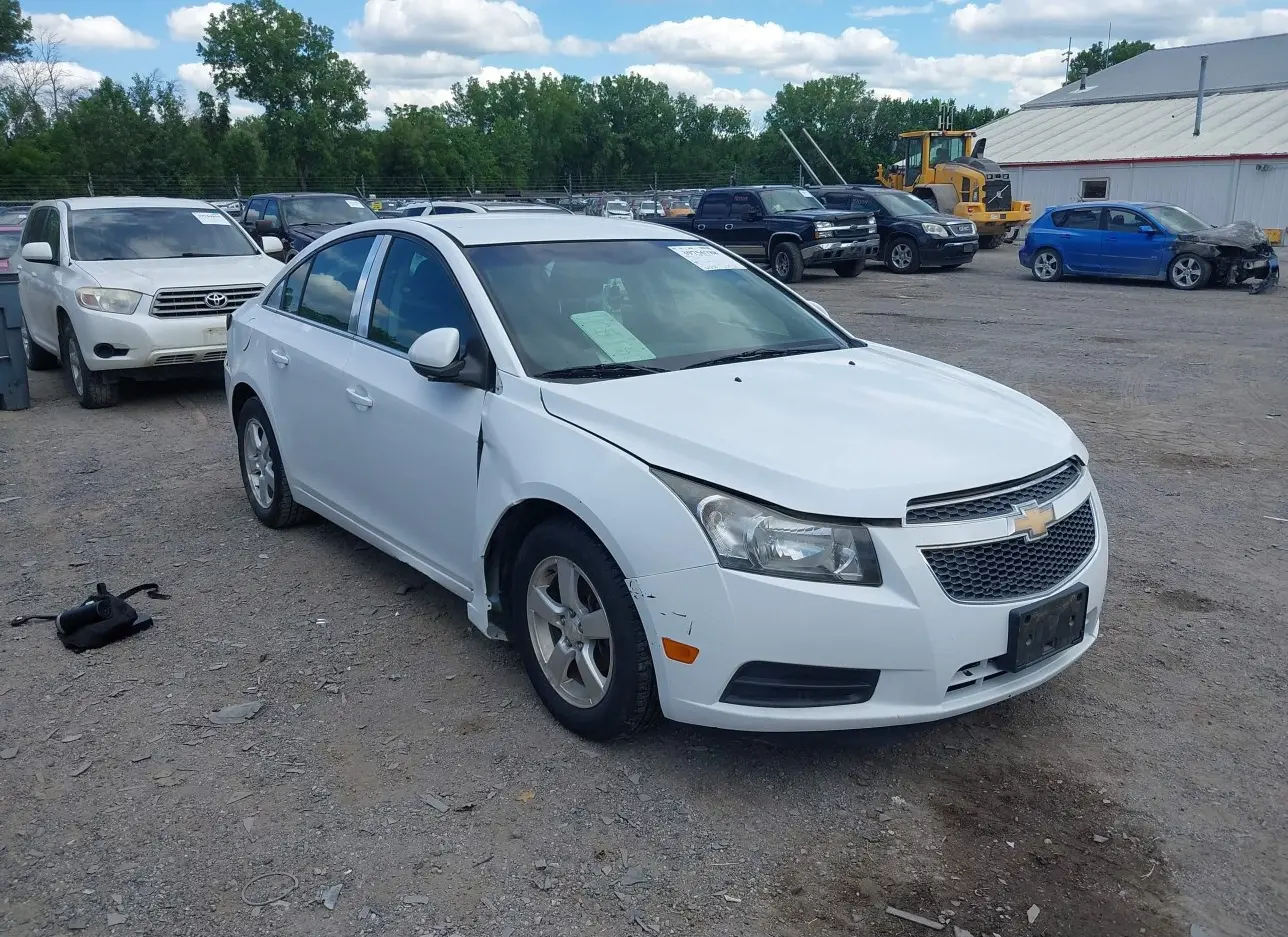 2011 CHEVROLET  - Image 1.