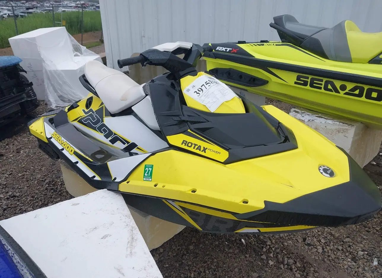 2014 SEA DOO  - Image 1.