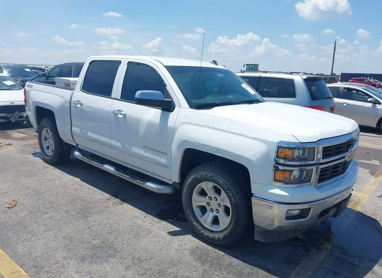 2014 CHEVROLET  - Image 1.