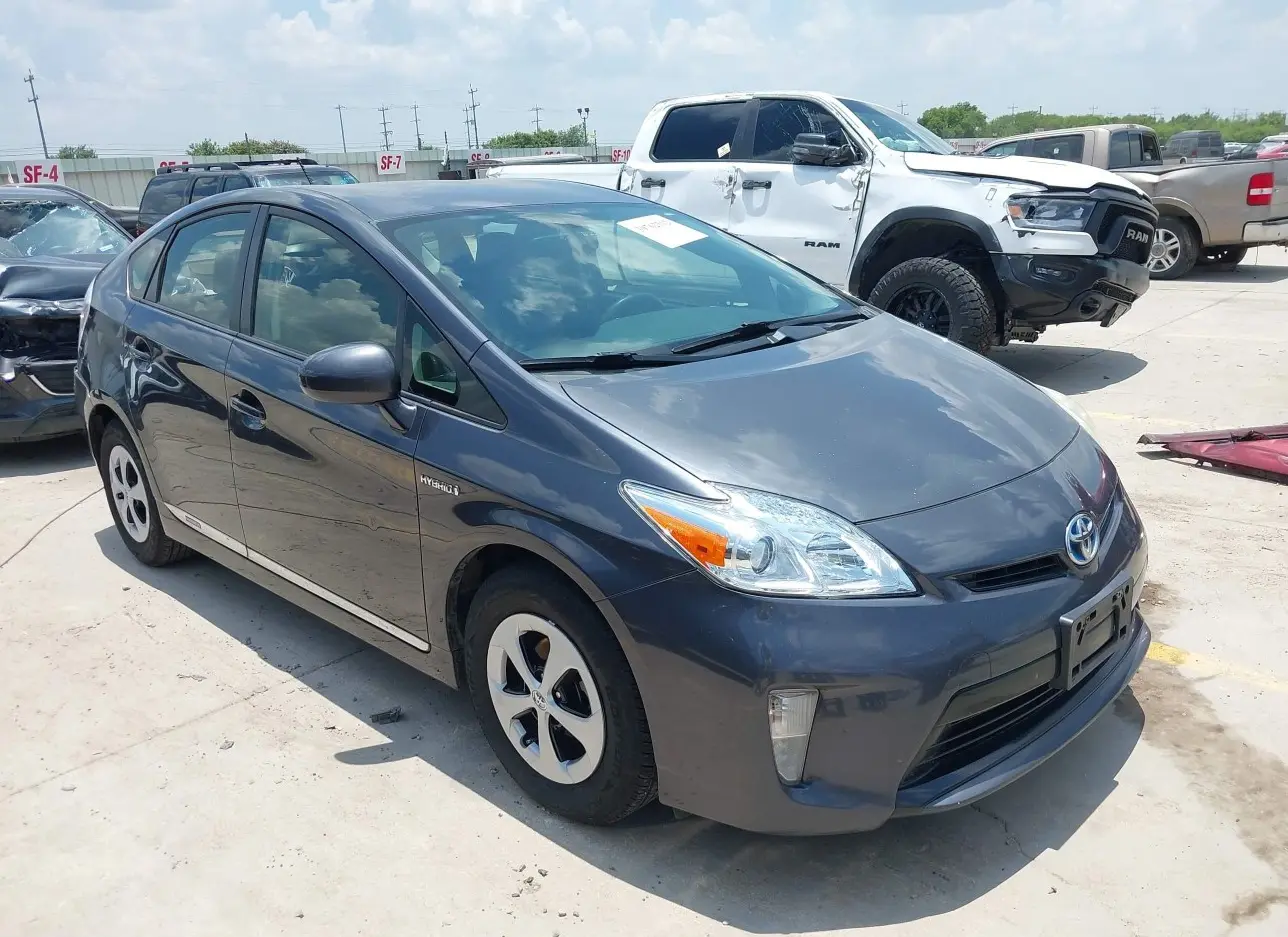 2012 TOYOTA  - Image 1.