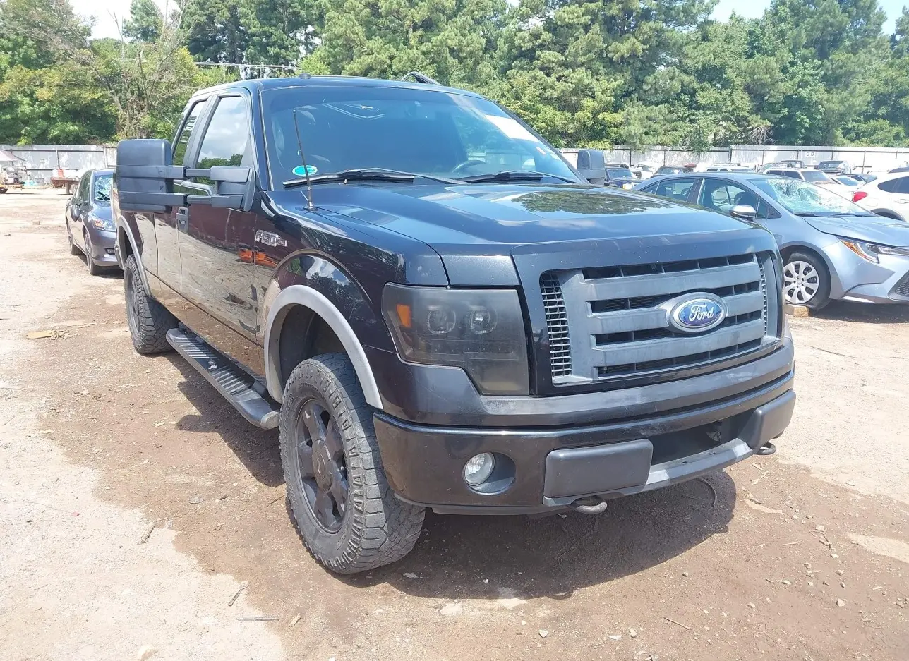 2010 FORD  - Image 1.