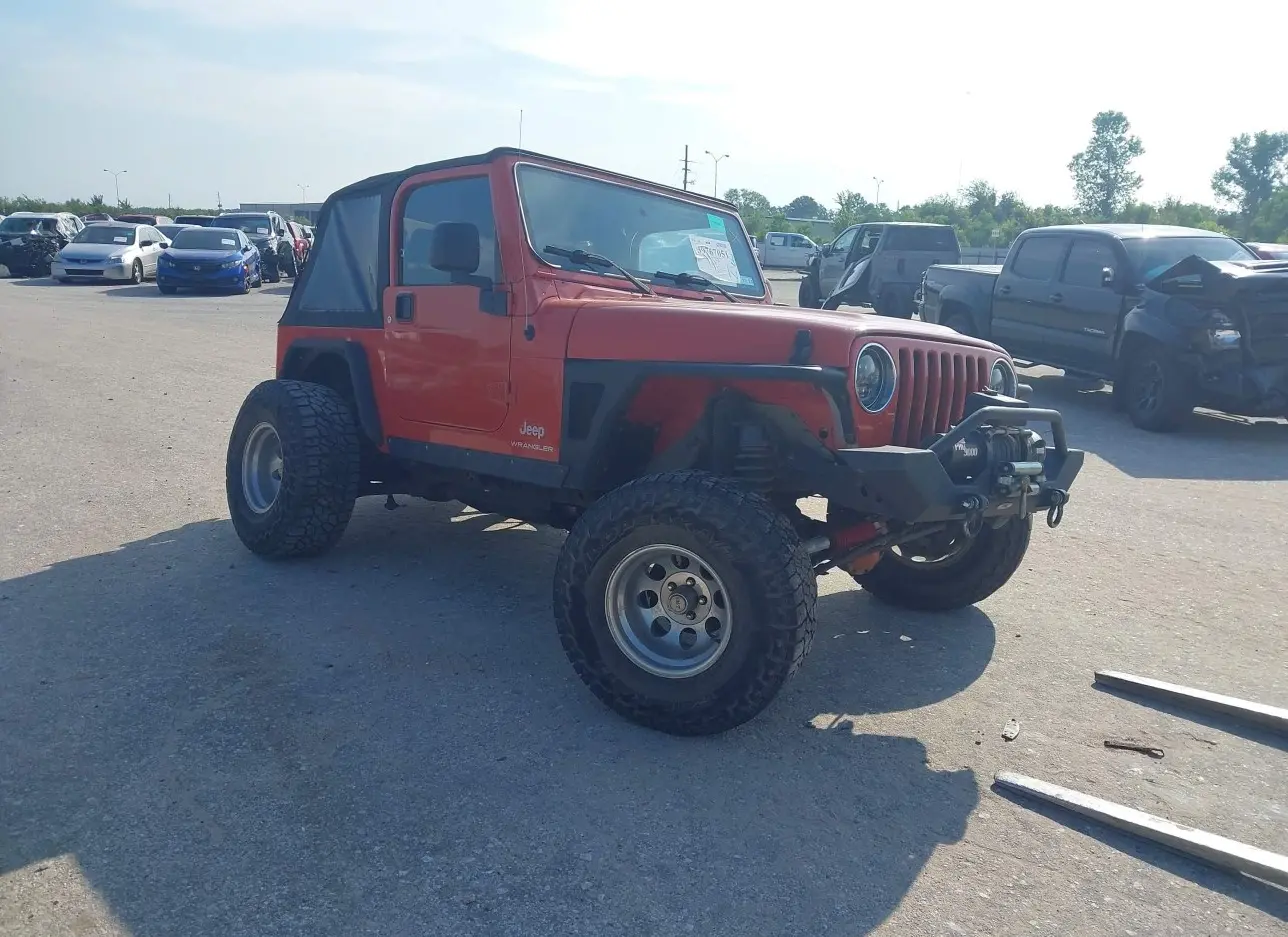 2005 JEEP  - Image 1.