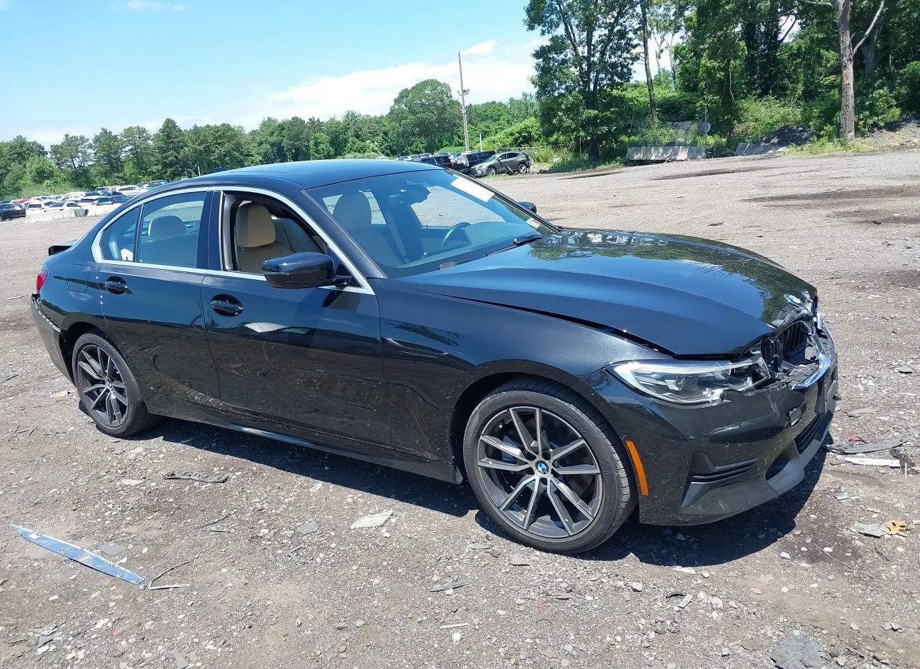 2019 BMW  - Image 1.