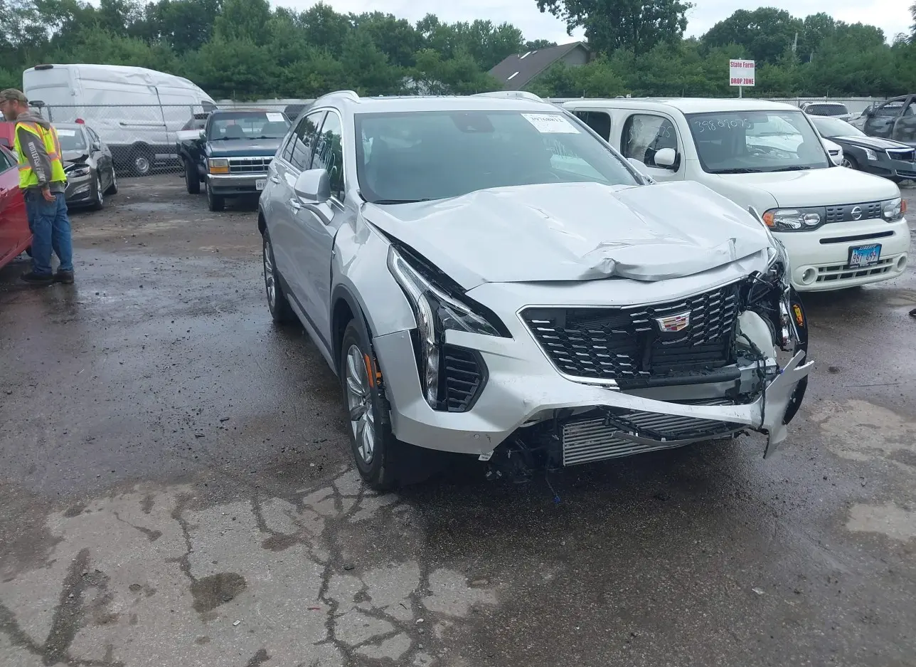 2019 CADILLAC  - Image 1.