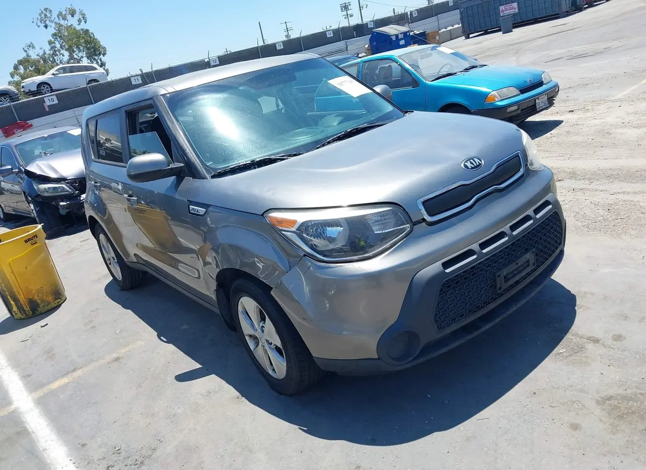 2015 KIA  - Image 1.